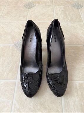 Fioni Black Heels